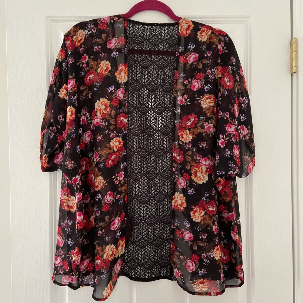 Floral Short Sleeve Kimono